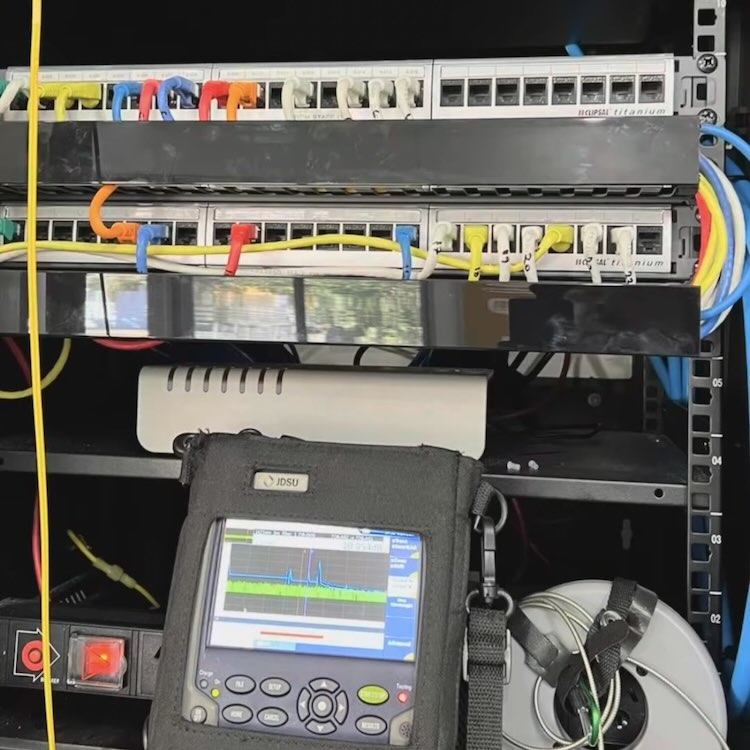 Multi-hub data point